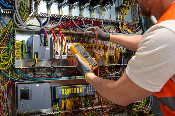 Best Local Electrician Companies  in East Porterville, CA